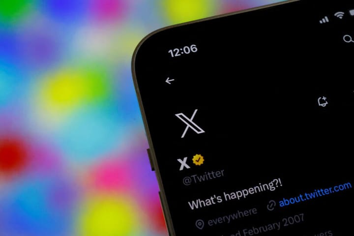 X tests new link format to keep users on the platform