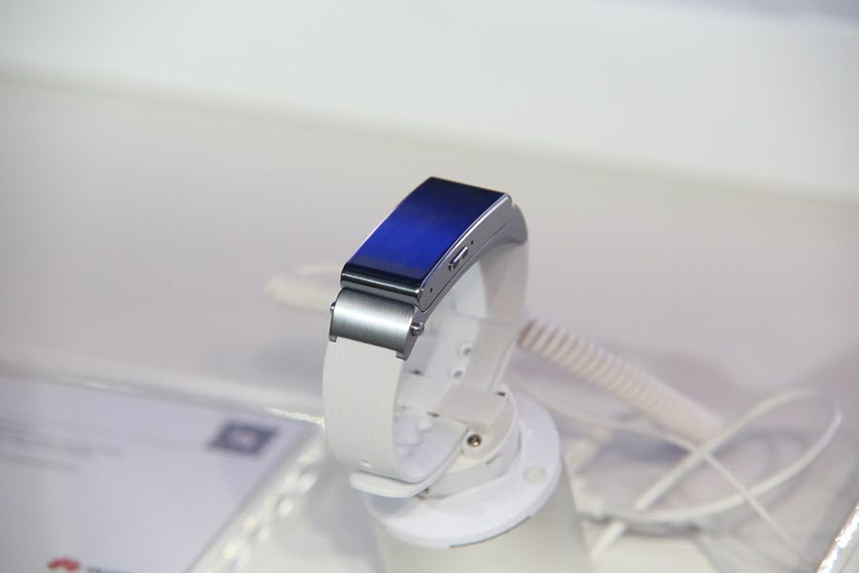 5 Smartwatches You Can Buy to Use with Your Android Phone